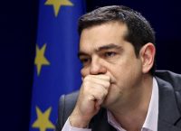 Η θηλιά του χρέους στο λαιμό της κοινωνίας