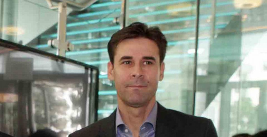 Τσιάρτας: «Νεκροί από πλημμύρες, τώρα και από φωτιές – Καμιά παραίτηση παίζει;»