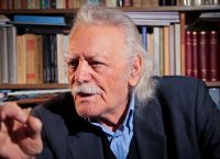 Ο συγκινητικός αποχαιρετισμός του Μανώλη Γλέζου στον Κωνσταντίνο Μητσοτάκη (pic)