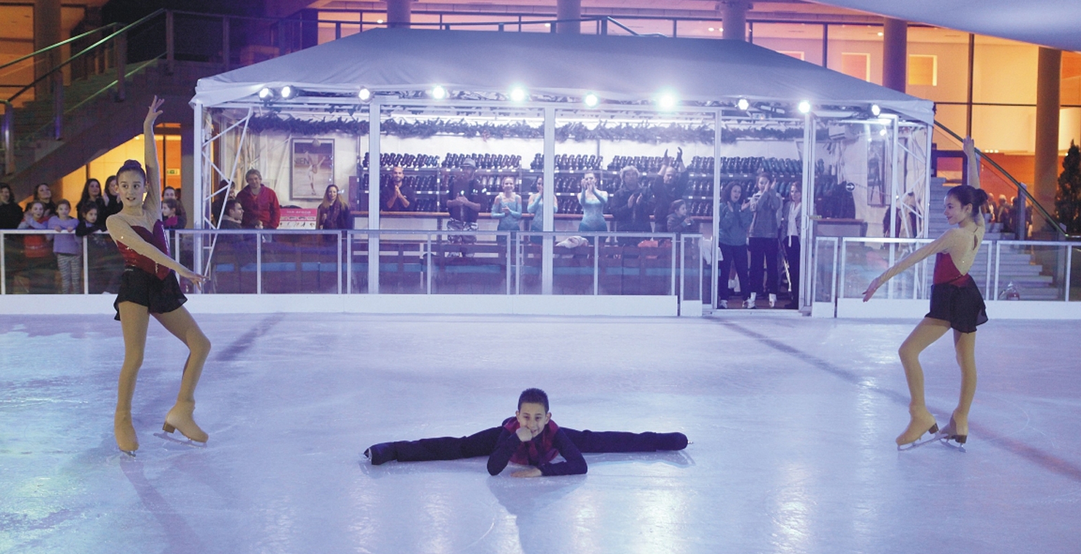 Χριστούγεννα στον πάγο, στο παγοδρόμιο του Μεγάρου Μουσικής