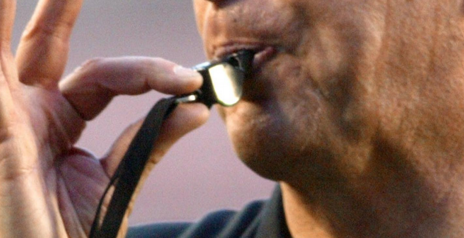 «Τελείωσε» για φέτος γνωστός Έλληνας διαιτητής