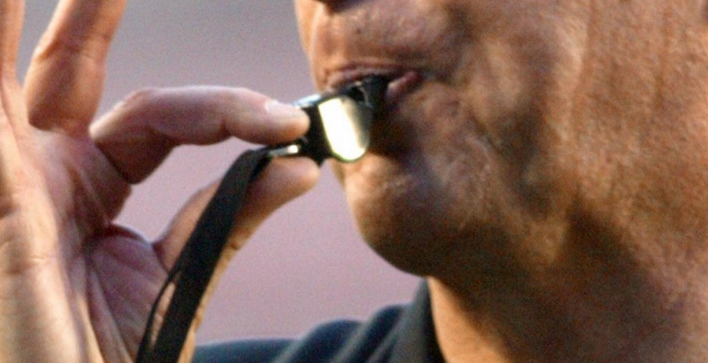 Μήνες απλήρωτοι οι διαιτητές της Super League