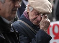 Συνταξιοδοτικό: Ξεκίνησε η πορεία των συνταξιούχων από τα Προπύλαια προς το Μαξίμου