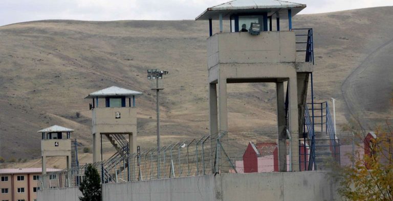 Βραζιλία: Σε επιφυλακή οι υπηρεσίες ασφαλείας για την αποτροπή νέας σφαγής στη φυλακή