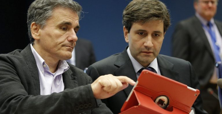 Για τις συντάξεις στις Βρυξέλλες η διαπραγματευτική τριάδα