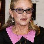 “Έφυγε” η Κάρι Φίσερ