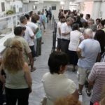 Ρύθμιση δόσεων: Τα εμπόδια για τη ένταξη των οφειλετών