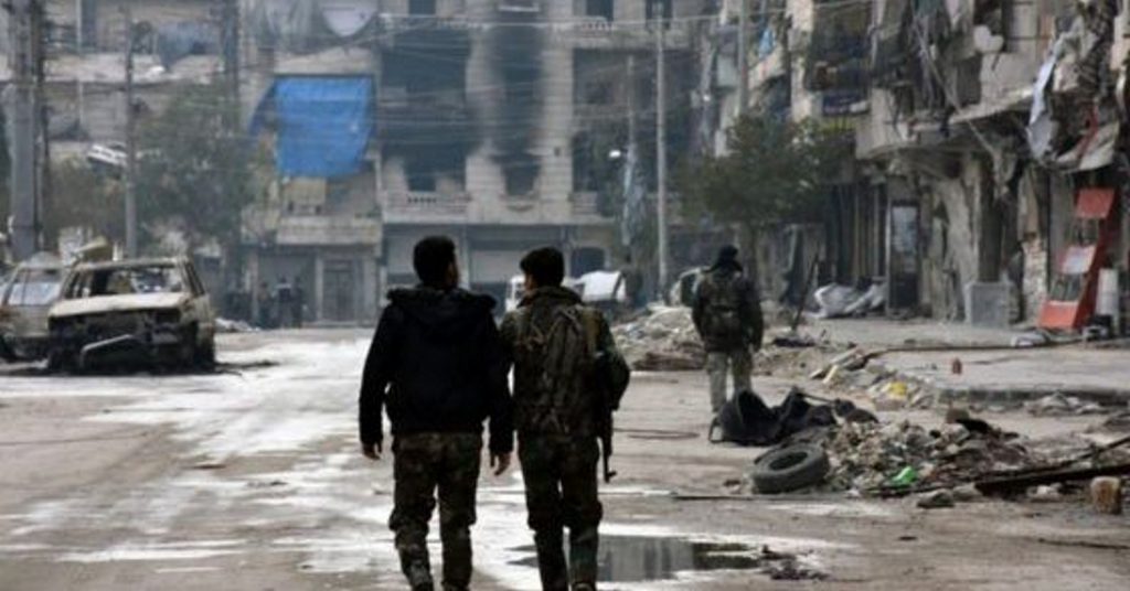 Φεύγουν από την Χομς οι Σύροι αντάρτες