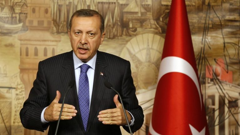 Ερντογάν: Να τερματιστεί η κρίση με το Κατάρ πριν λήξει το Ραμαζάνι