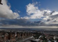Καιρός: Αίθριος με ηλιοφάνεια και υψηλές θερμοκρασίες