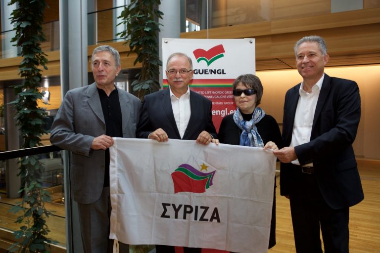 “Αιχμές” Παπαδημούλη για τις δηλώσεις Χρυσόγονου περί Τσίπρα