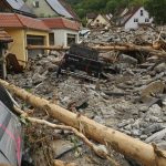 Γερμανία: Πλημμύρες στον Βορρά, χιονιάς στον Νότο