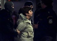 Η Ρούπα επιχειρήσε να αρπάξει πιστόλι από αστυνομικό