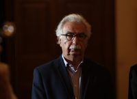 Γαβρόγλου: Τα αλλάζει μετά τις αντιδράσεις – “Μπορεί να διδάσκονται στην Α’ και Β’ Λυκείου”