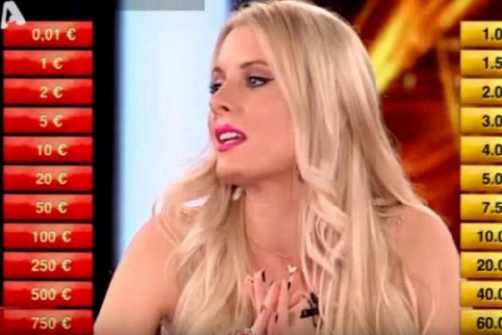 Η ξανθιά κουκλάρα που …τρέλανε τον τραπεζίτη του Deal και τον Φερεντίνο (vid)