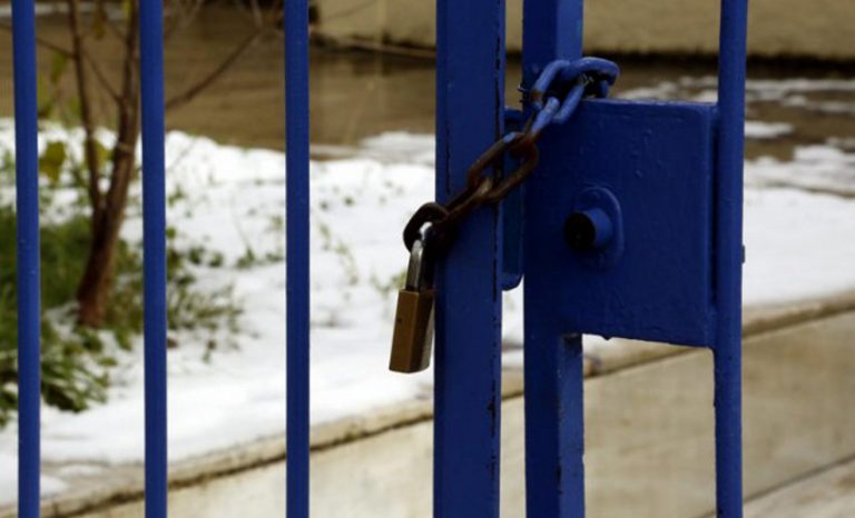 Κλειστά σχολεία: Σε ποιες περιοχές δε θα ανοίξουν σήμερα λόγω κακοκαιρίας