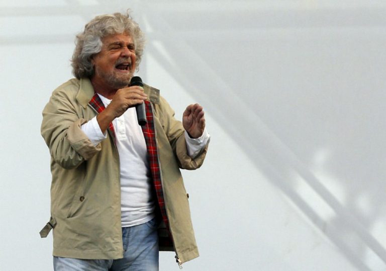 Άλλαξε ευρω-ομάδα το Κίνημα των Πέντε Αστέρων