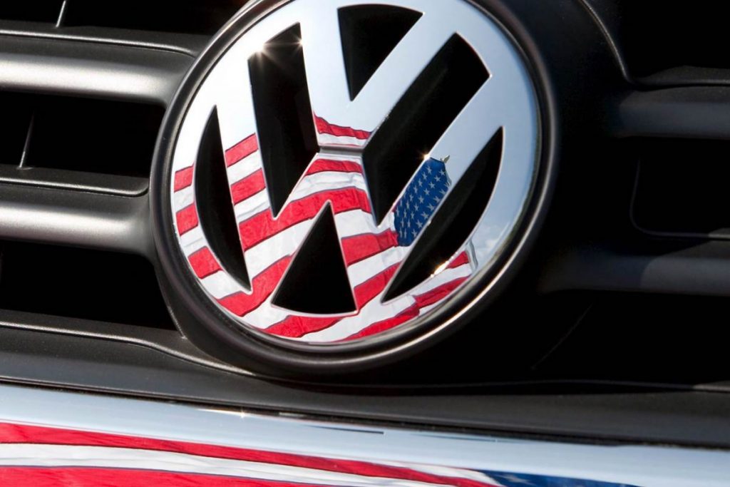 Handelsblatt: Αποχωρεί ο επικεφαλής του Ομίλου VW