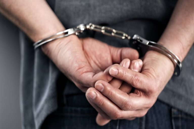 Θεσπρωτία: Σύλληψη 32χρονου Αλβανού με 13 κιλά χασίς