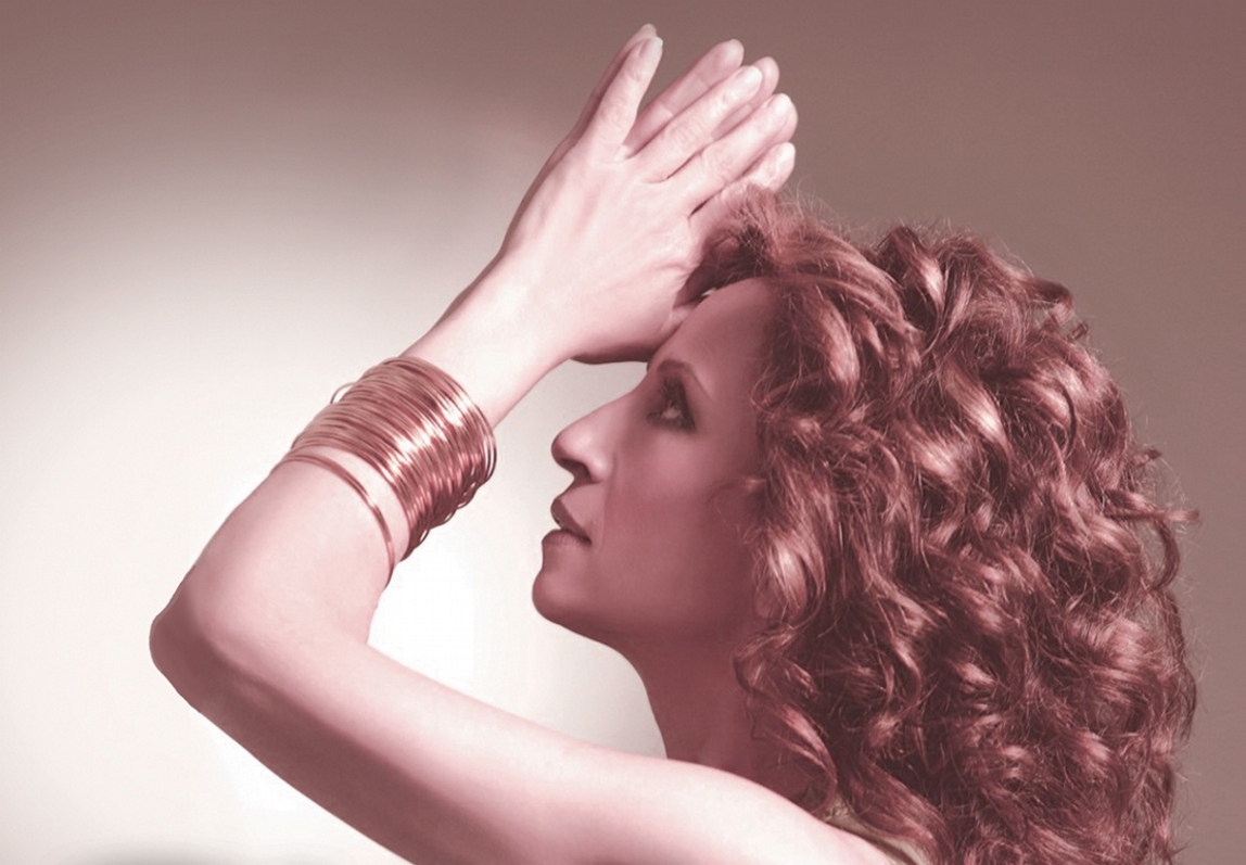 “Σμυρνέικο Μινόρε” από την Γλυκερία…