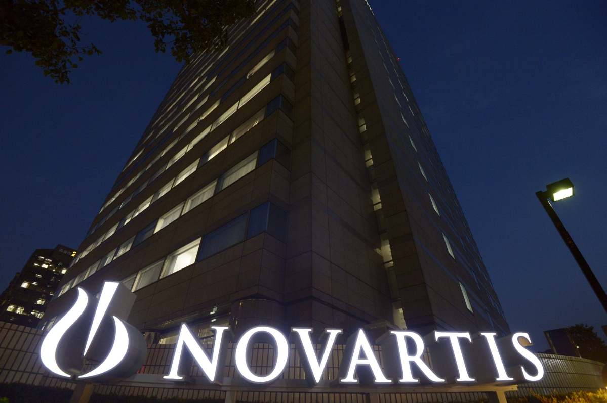 Απόπειρα αλλαγής σκηνικού, μέσω Novartis
