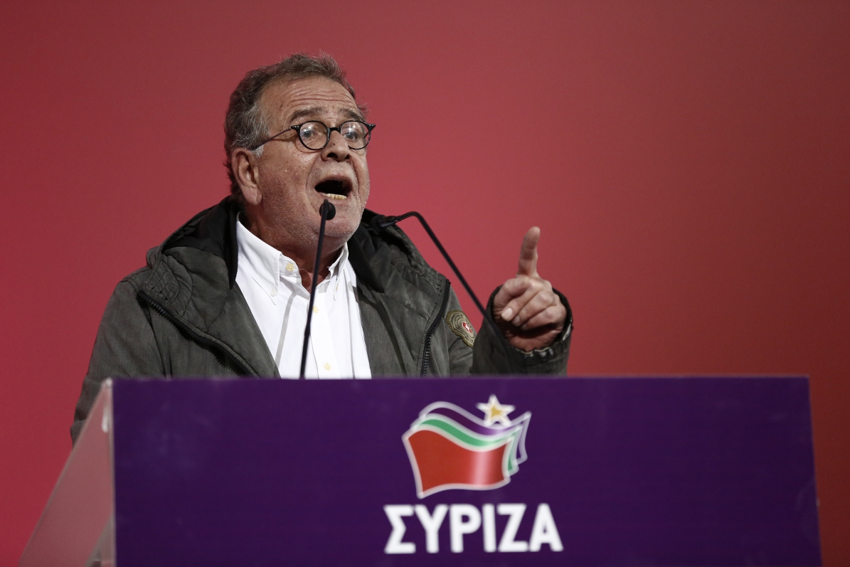 “Κράζει” Μουζάλα και η “Αυγή” για τους αβοήθητος πρόσφυγες στη Μόρια