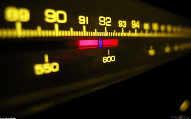 Απίστευτο – Δημοσιογράφος εμφανίστηκε γυμνή στην εκπομπή της! (pic)