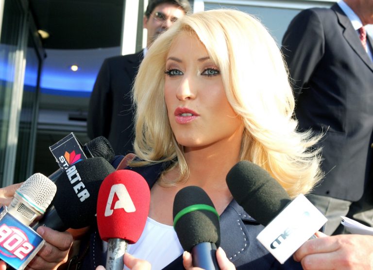 Η Κοσιώνη μιλάει για τη σχέση της με τον Μπακογιάννη
