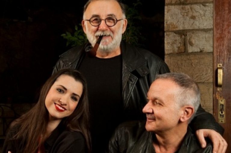 Θάνος Μικρούτσικος και Χρήστος Θηβαίος στο Γυάλινο