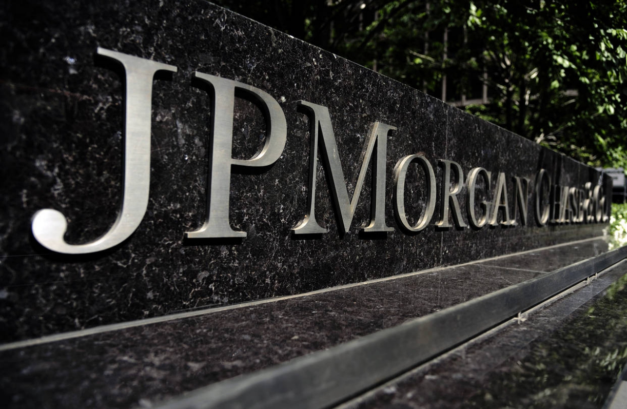 JP Morgan: Αν η Ελλάδα δεν βγει 2-3 φορές  στις αγορές ως το 2018 θα χρειαστεί 4ο μνημόνιο