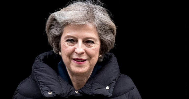 Ο Τραμπ, το «όπλο» της Μέι για το Brexit