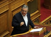 Δημήτρης Κουτσούμπας: Κοροϊδεύετε τον λαό όταν μιλάτε για έξοδο από τα μνημόνια