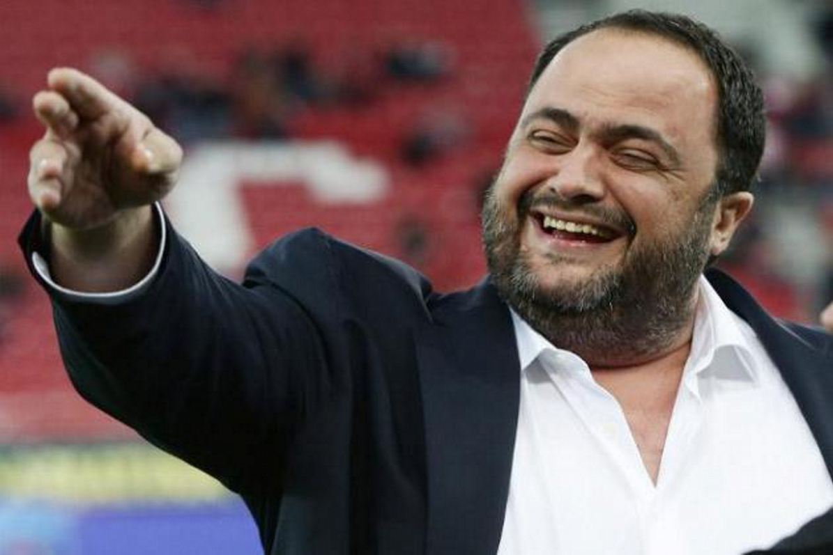Απίθανη σελίδα στο Facebook: «Με πούλησε και εμένα ο Μαρινάκης» (pic)