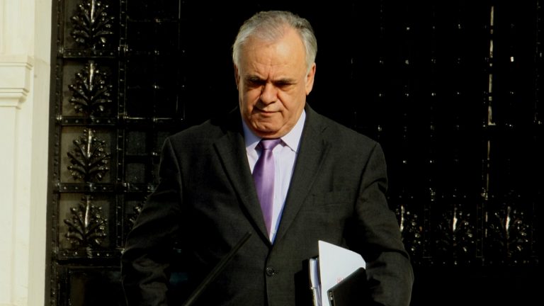 Δραγασάκης: Η αξιολόγηση θα κλείσει στην ώρα της