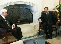 Κυπριακό: Για λύση χωρίς εγγυήσεις συμφώνησαν Παυλόπουλος – Αναστασιάδης