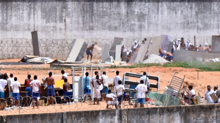 Βραζιλία: Εκτός ελέγχου η κατάσταση στη φυλακή Αλκασουίς