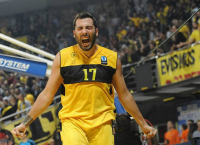 Επέστρεψε ο Σίμτσακ