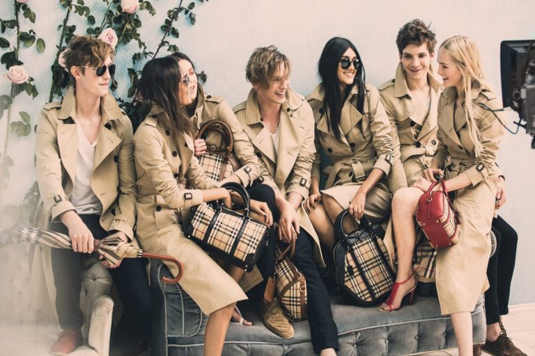 Στόχος εξαγοράς και πάλι ο οίκος Burberry;