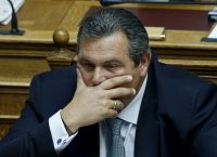 Ο Καμμένος ανέβασε φωτογραφία γραβάτας με ανδρικά μόρια μετά τη συμφωνία στο Eurogroup!