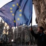 Η αυστηρή προειδοποίηση του Μπλερ στην Τερέζα Μέι