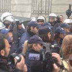 Η αστυνομία δεν αφήνει την ΠΟΕΔΗΝ να πάει στο Μαξίμου