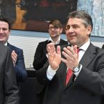 Με 6% ο Σουλτς μπροστά από την Μέρκελ για τις γερμανικές εκλογές