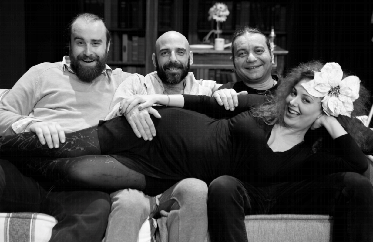 “Κάτι ανάμεσά μας”, στο Θέατρο της Ημέρας