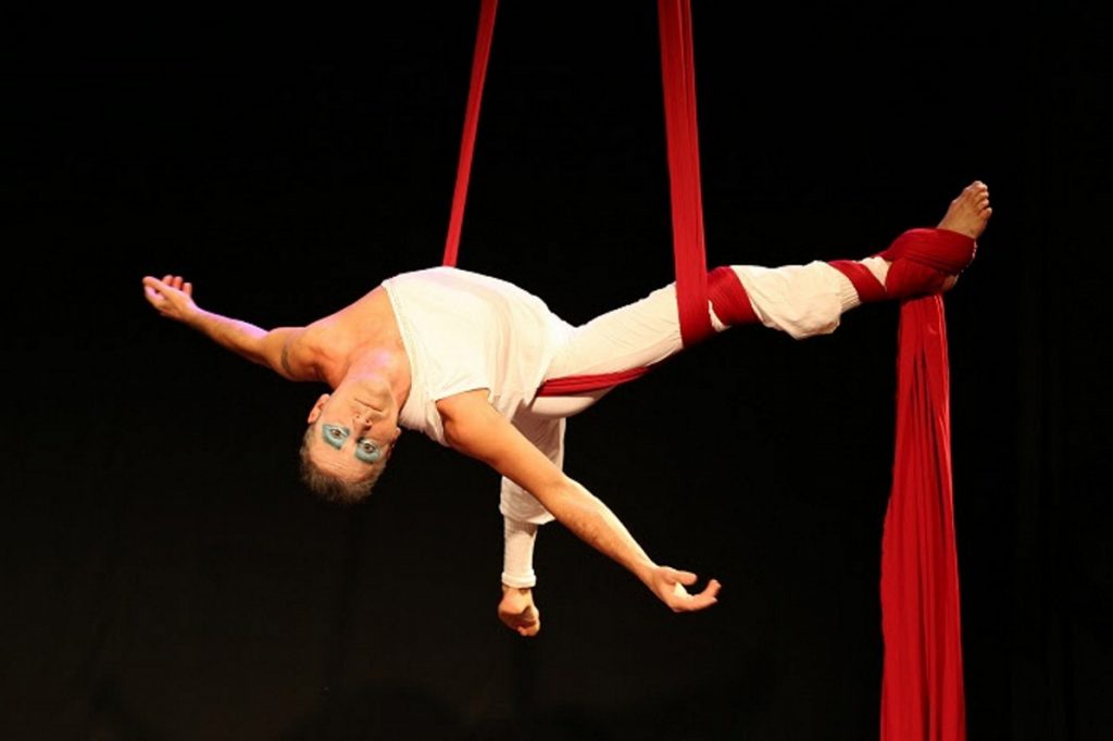 “Η μαγεία των ονείρων” με την ομάδα “Cirque Musical”