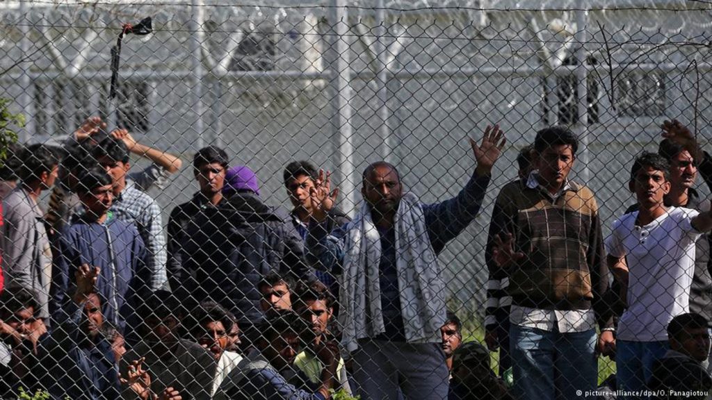 Δήμαρχος Χίου: Απειλεί με ασφαλιστικά μέτρα κατά του υπουργείου Μεταναστευτικής Πολιτικής