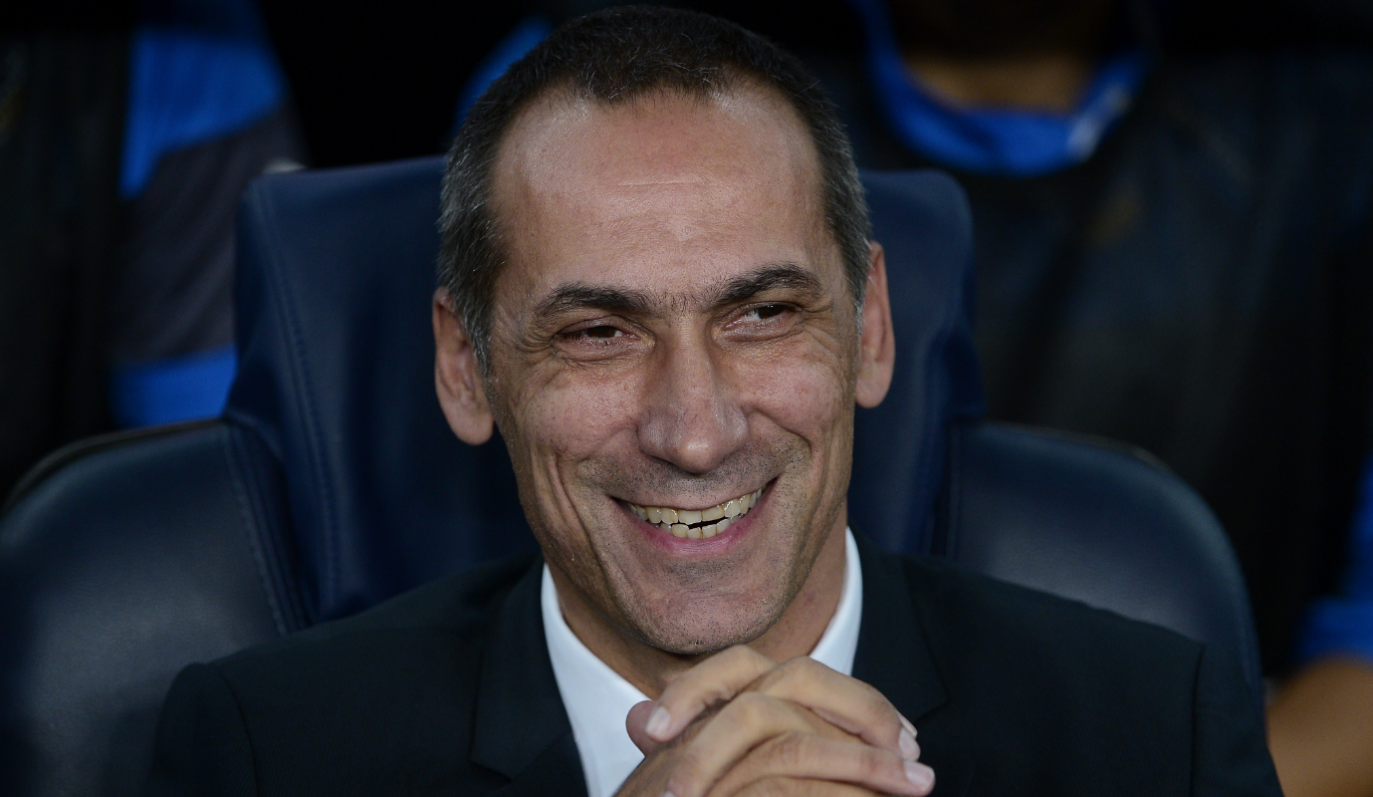 Σήμερα στην Κύπρο για να υπογράψει στον ΑΠΟΕΛ ο Δώνης