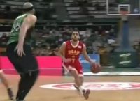 Τρομερό καλάθι από Καμπάτσο! (vid)