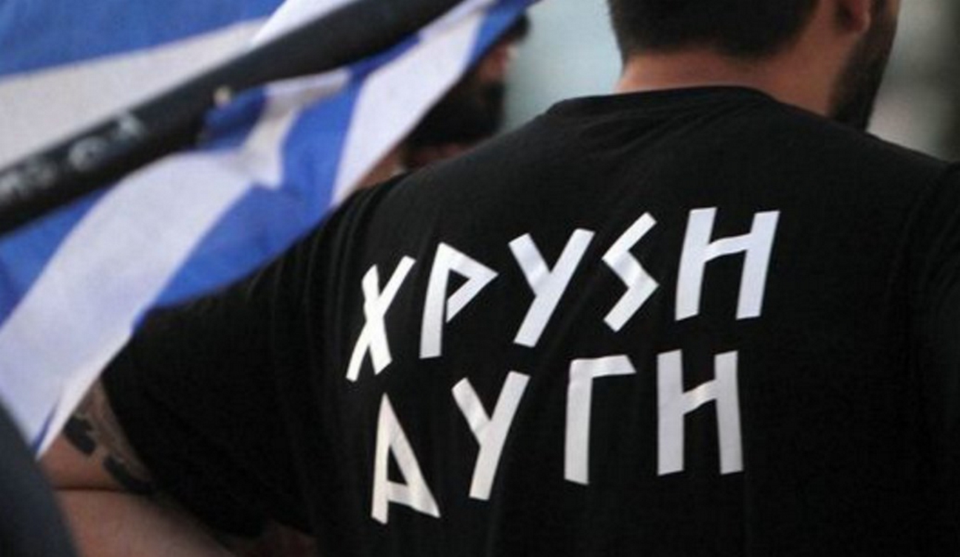 Επίθεση με βαριοπούλες στα γραφεία της Χρυσής Αυγής στη Μεσογείων