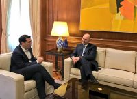 Ο Μοσκοβισί “σβήνει” τις ελπίδες για ελάφρυνση πριν το ’18