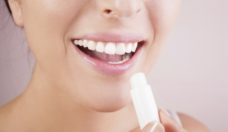 Πανεύκολη συνταγή για σπιτικό lip balm
